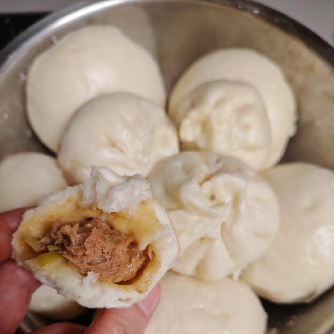 家庭版猪肉大葱包子（喷香多汁）
