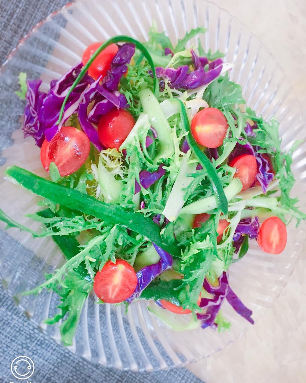 油醋蔬菜沙拉 Salad 'Basic'
