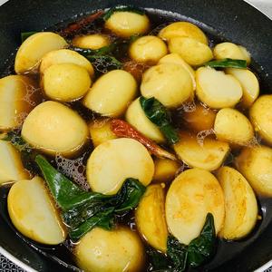 特色酱土豆(감자장조림)-朝鲜族风味的做法 步骤4
