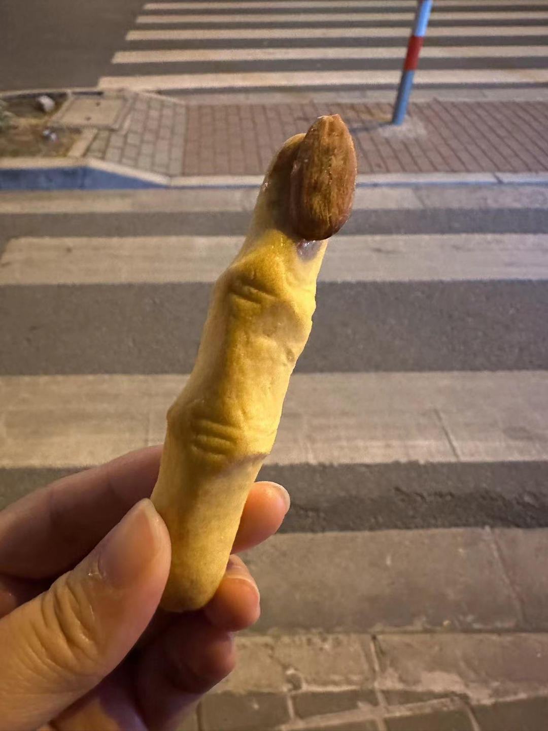 万圣节手指饼干（超逼真）