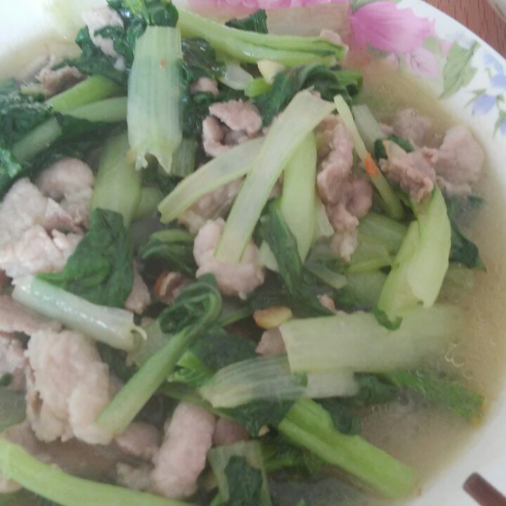 小白菜炒肉片