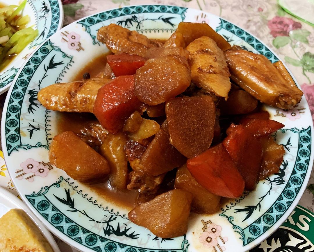 土豆炖鸡翅（快手零失败）