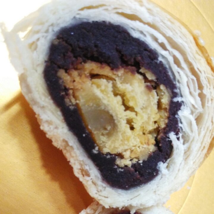 蛋黄酥