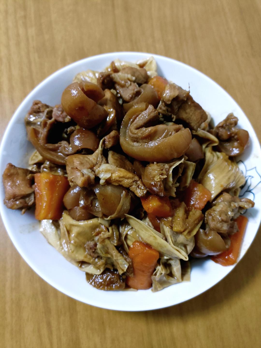 简易冬菇腐竹焖兔肉