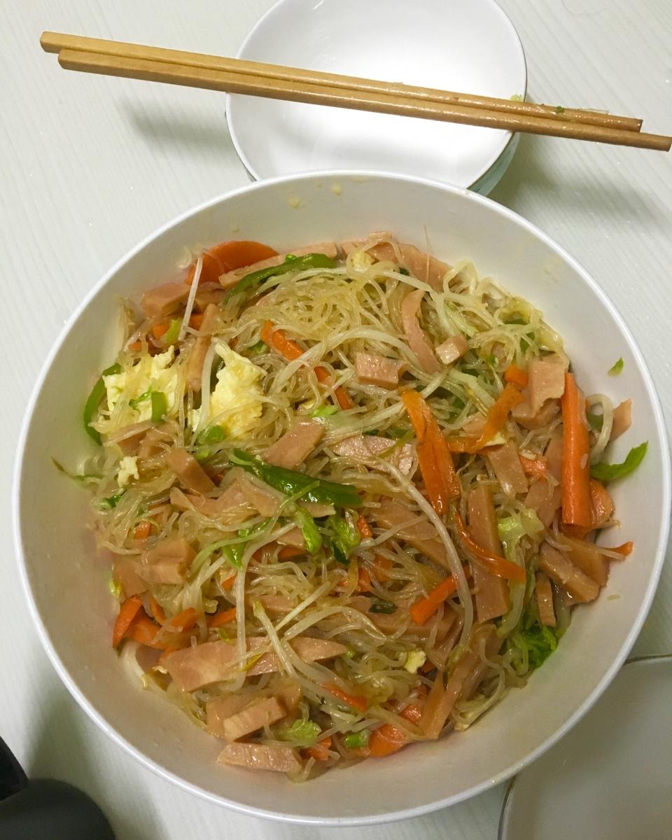 好吃停不下的炒米粉/炒粉干