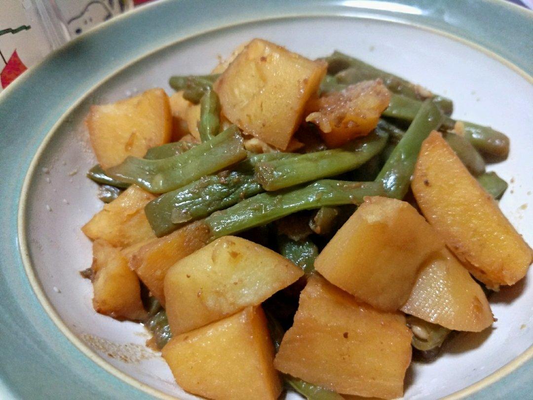 土豆炖豆角