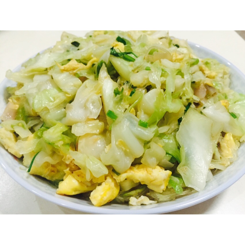 包菜粉丝炒鸡蛋
