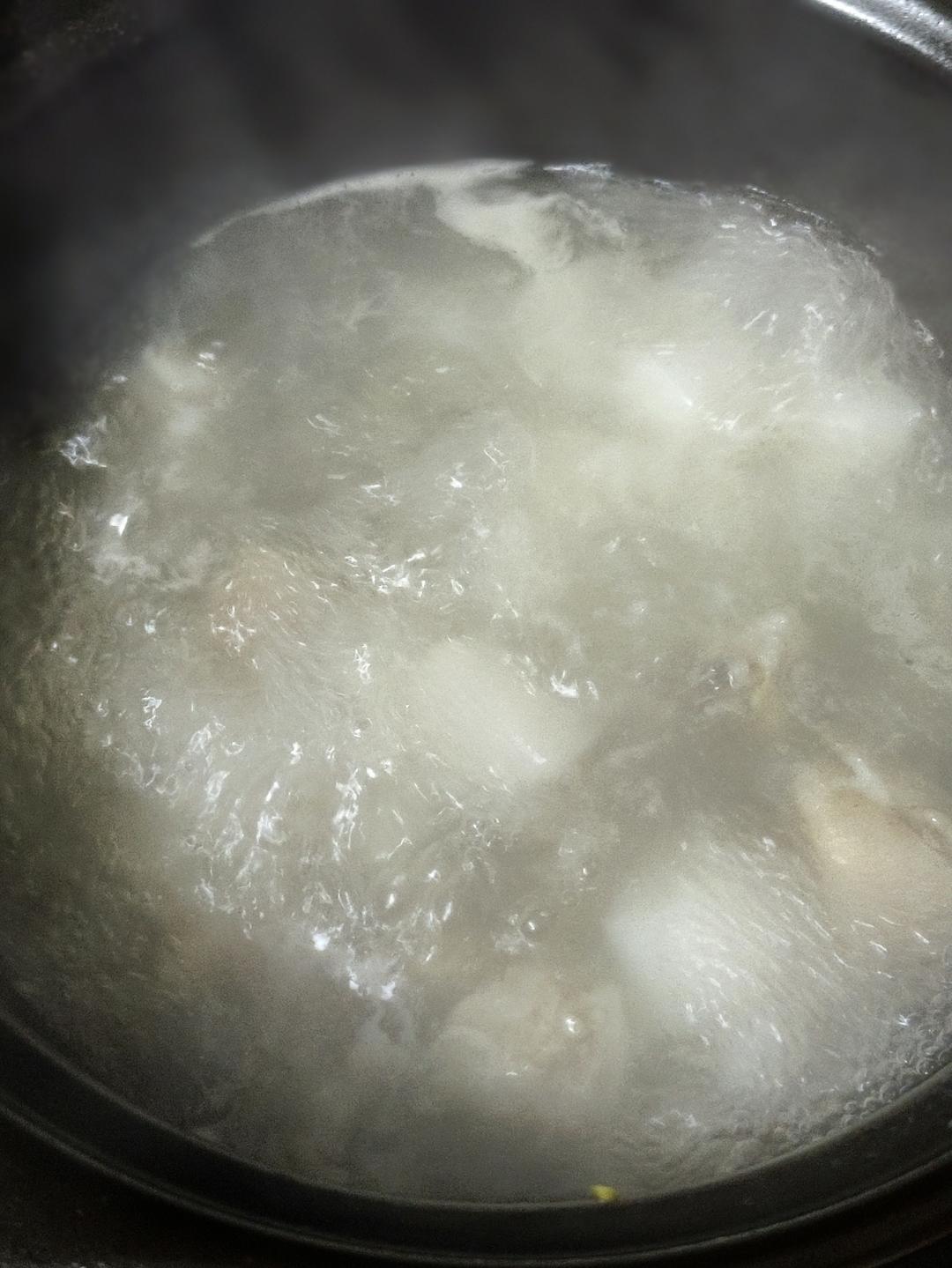 羊肉炖白萝卜