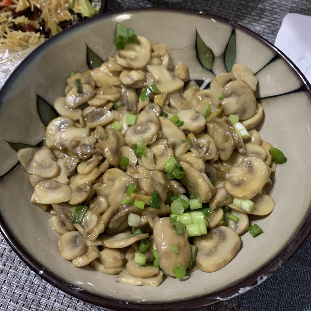 “鲜”美的简单快手菜——素炒鲜口蘑