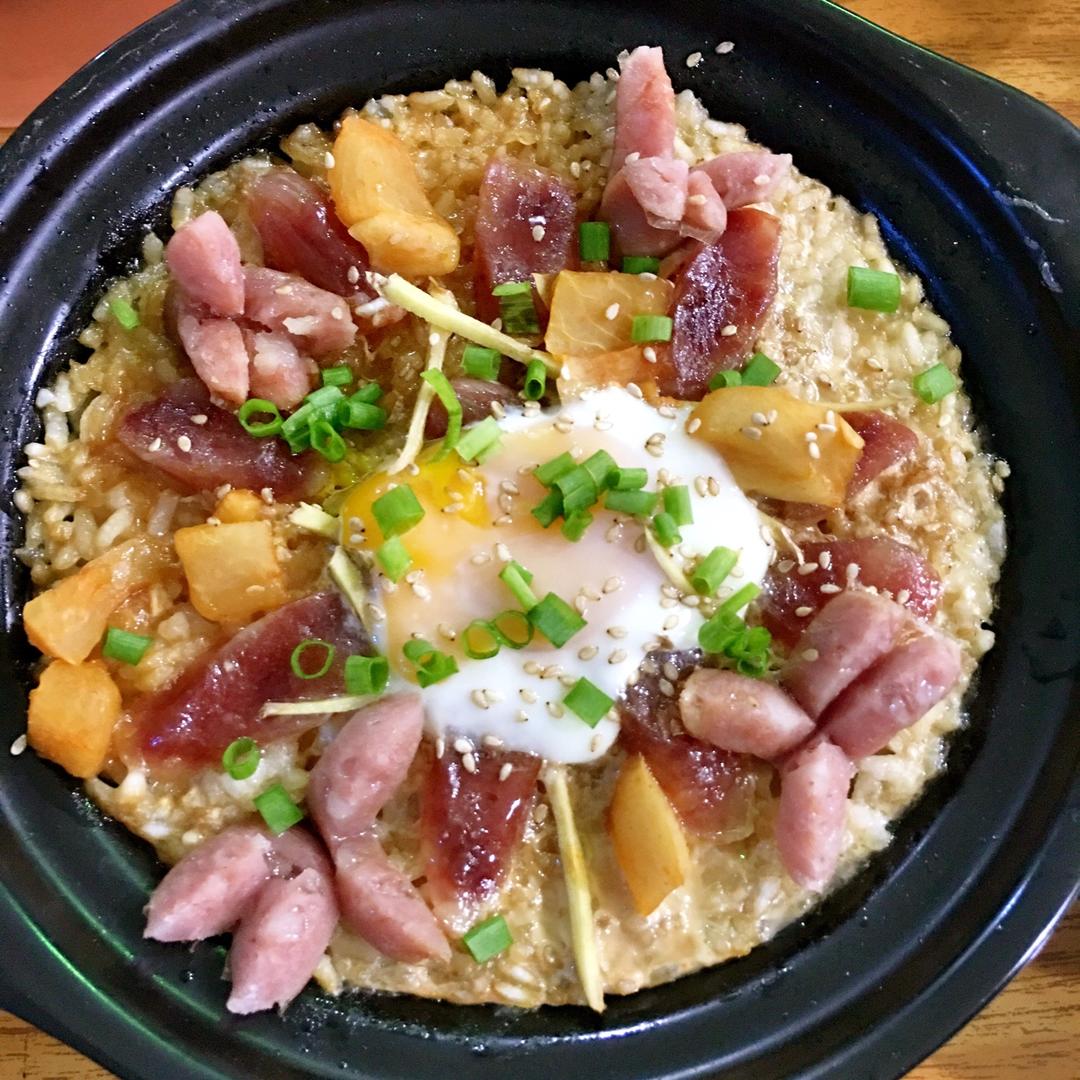 香肠煲仔饭