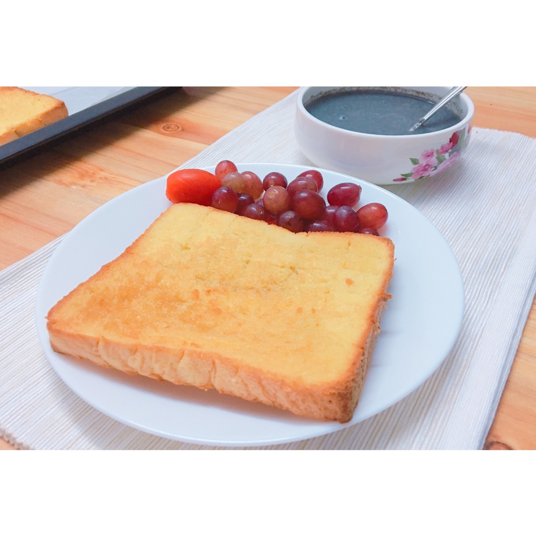 黄油蜂蜜烤土司