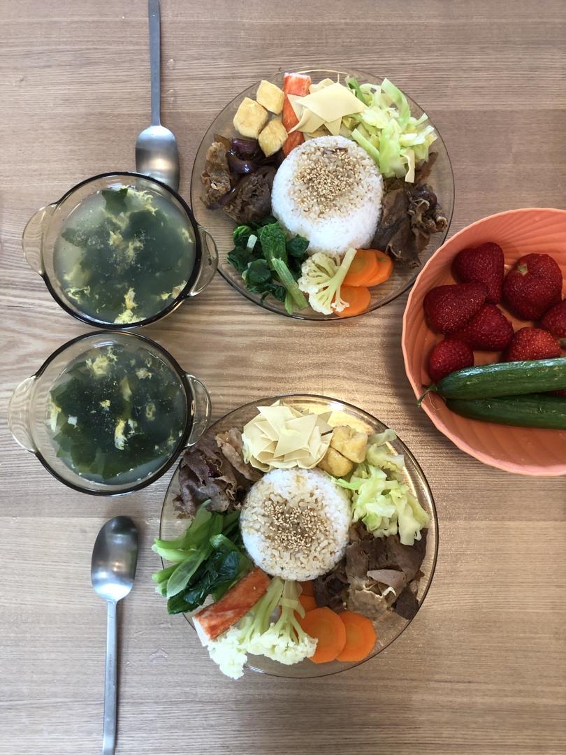 肥牛饭