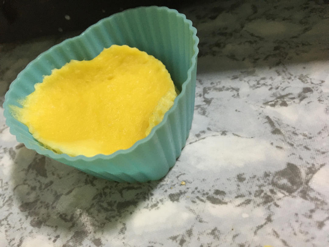 好吃不上火的宝宝辅食~蒸蛋糕