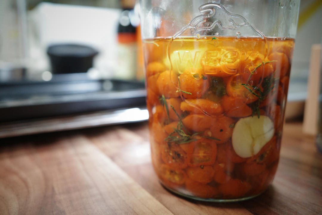 新鲜香草版油浸小番茄