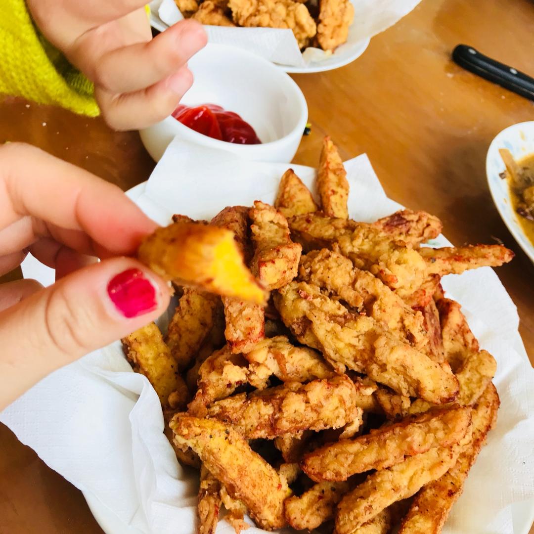 甘梅薯条（不可不试的酸甜开胃炸物）