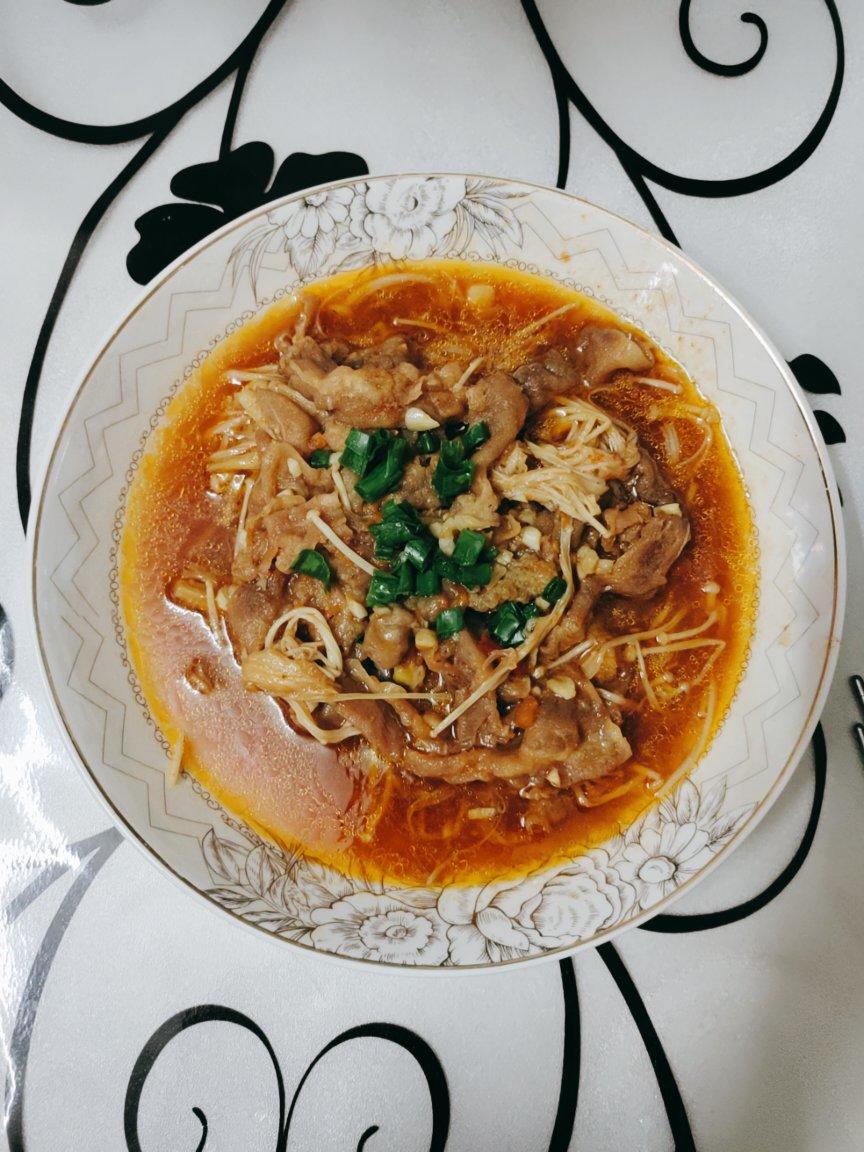 十分钟搞定秘制番茄金针菇肥牛卷