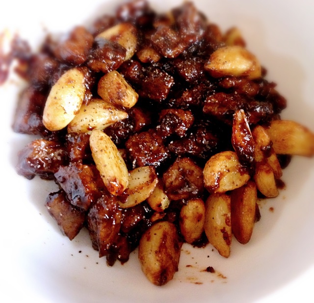 黑蒜子牛肉粒