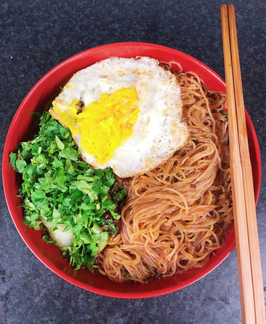 酸辣线面