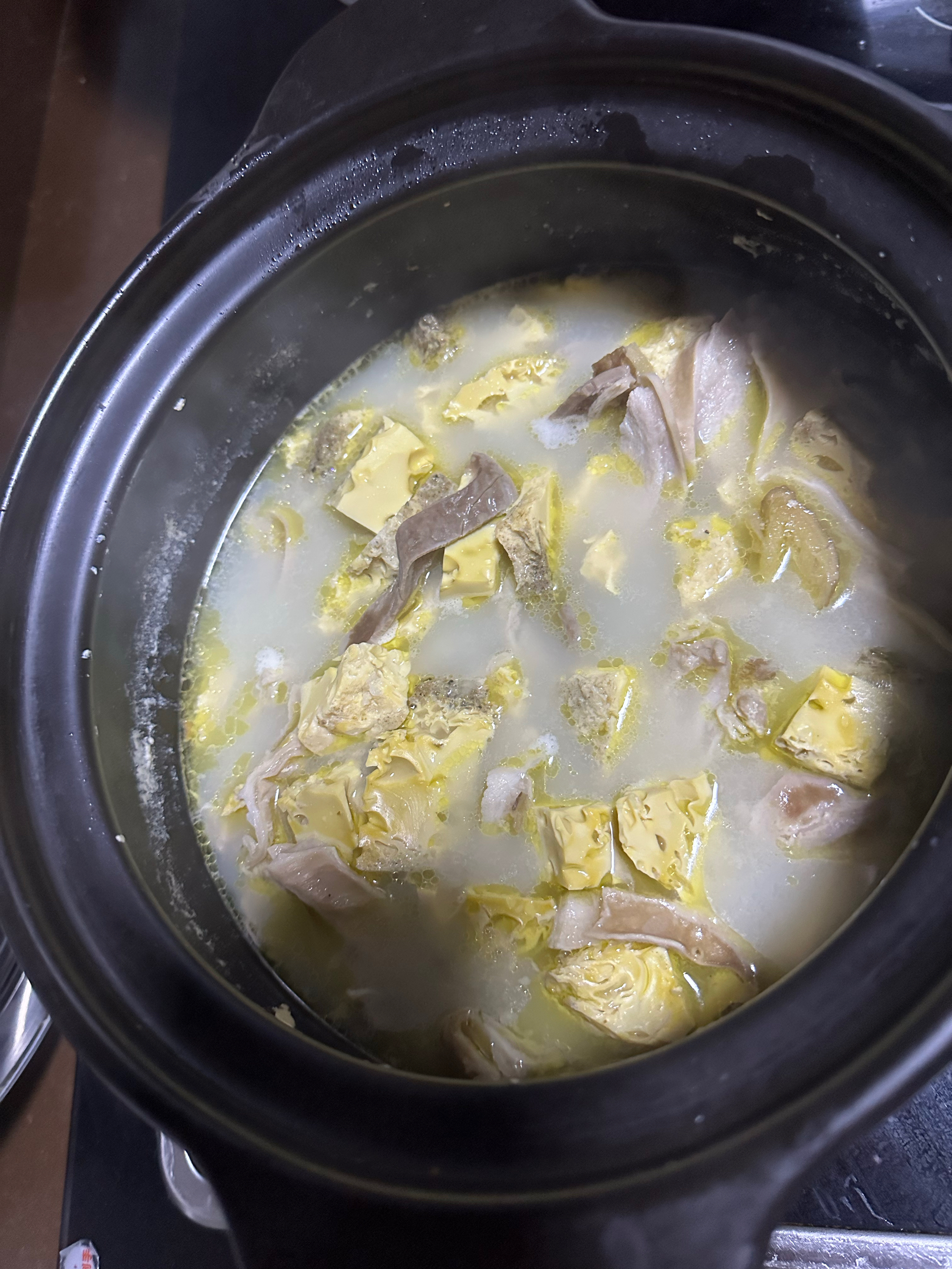 煎猪肚蛋汤