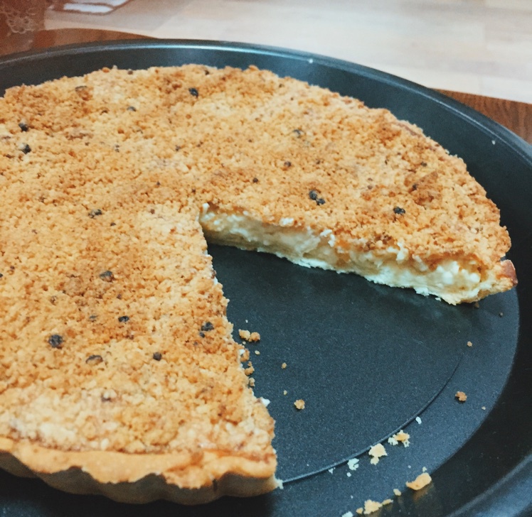 鲜奶油蜜桃派
