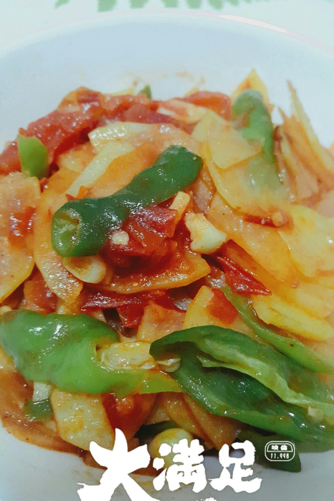 青椒番茄土豆片