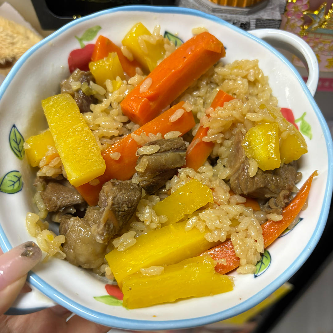 新疆抓饭（简单又好吃的电饭锅版）
