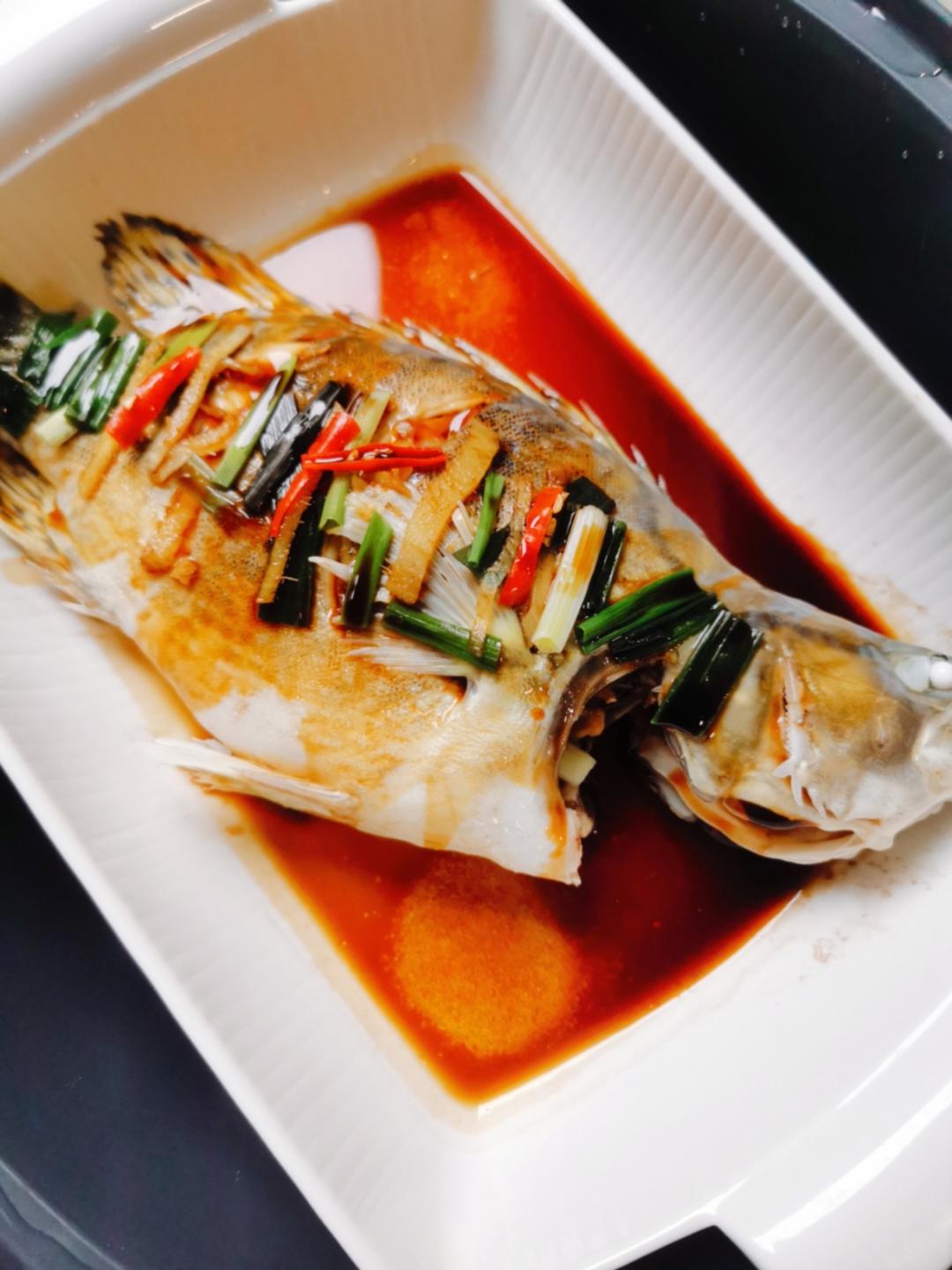 小美清蒸鳜鱼的做法 步骤5