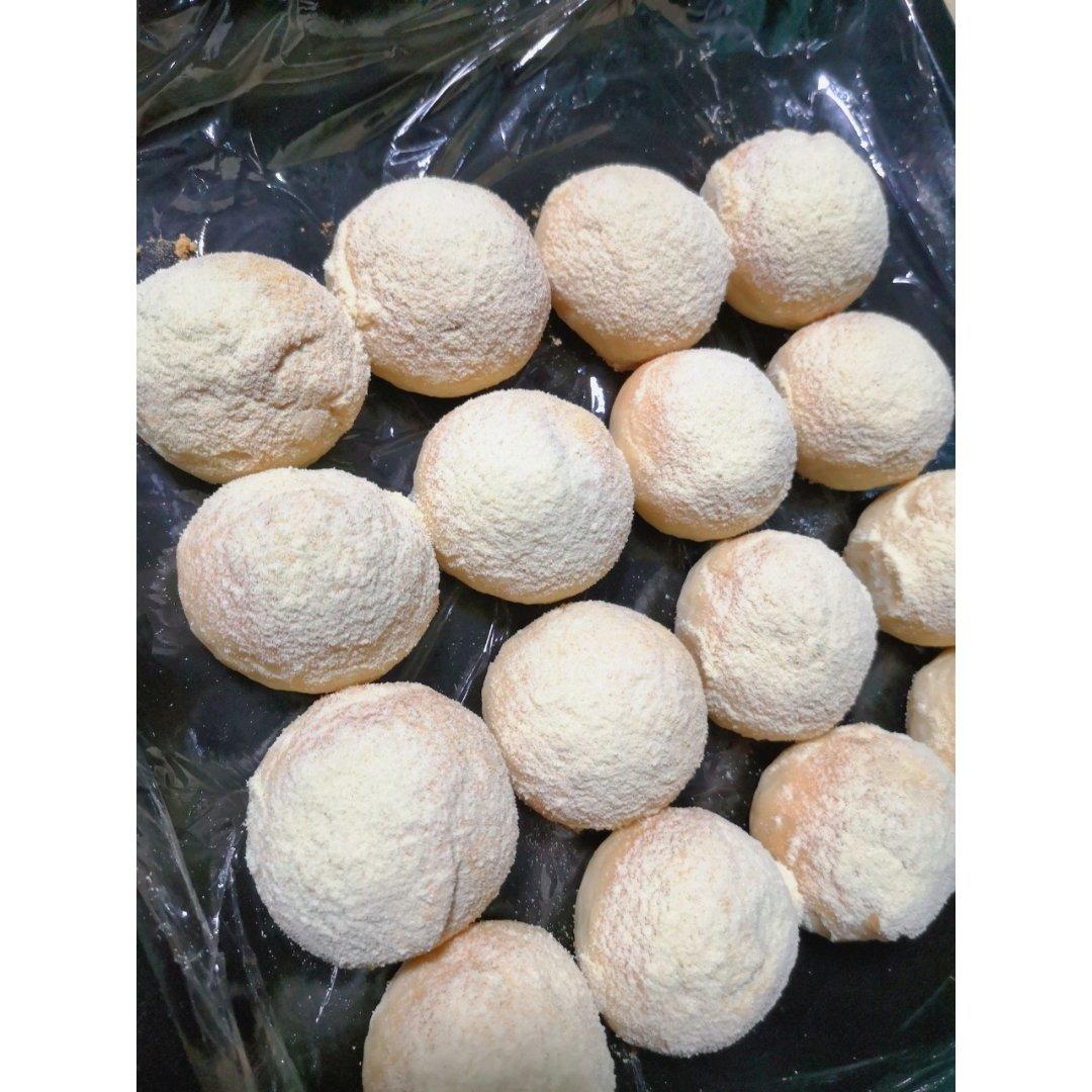 折堕左右做的珍珠小面包