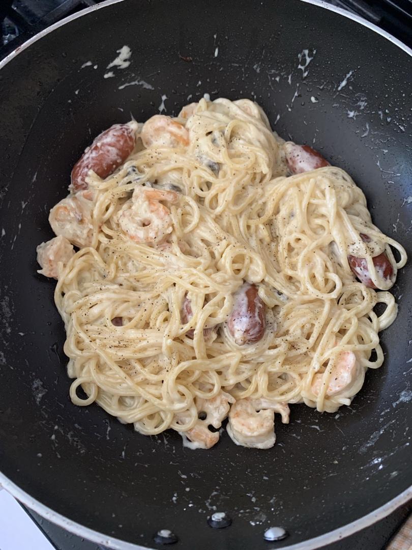 白汁蘑菇培根意粉