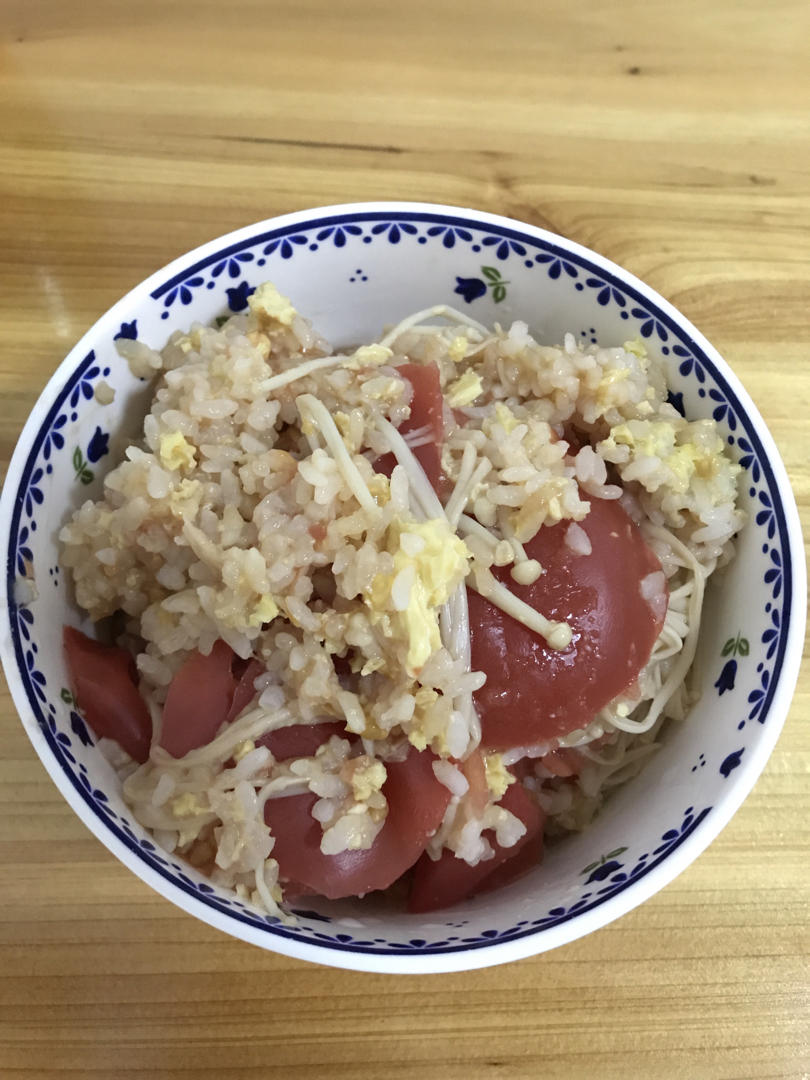 电饭锅西红柿鸡蛋饭