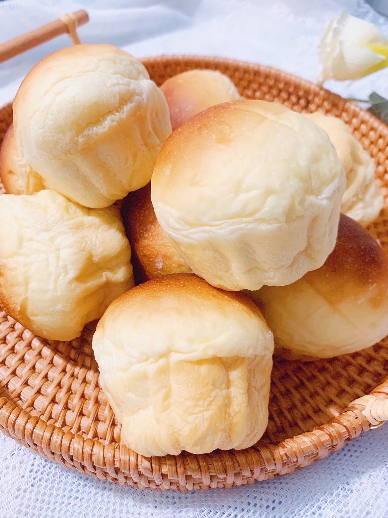 柔软回弹❗️蘑菇头小面包🌈甜面包的做法
