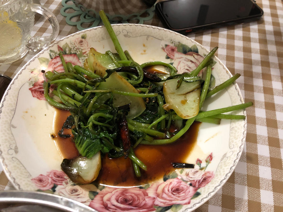 吃不够的 爆炒茼蒿菜！