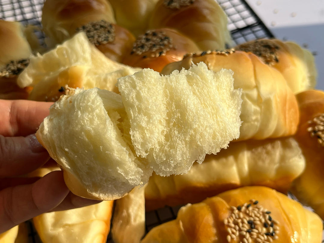 纯奶手撕吐司的做法 步骤1