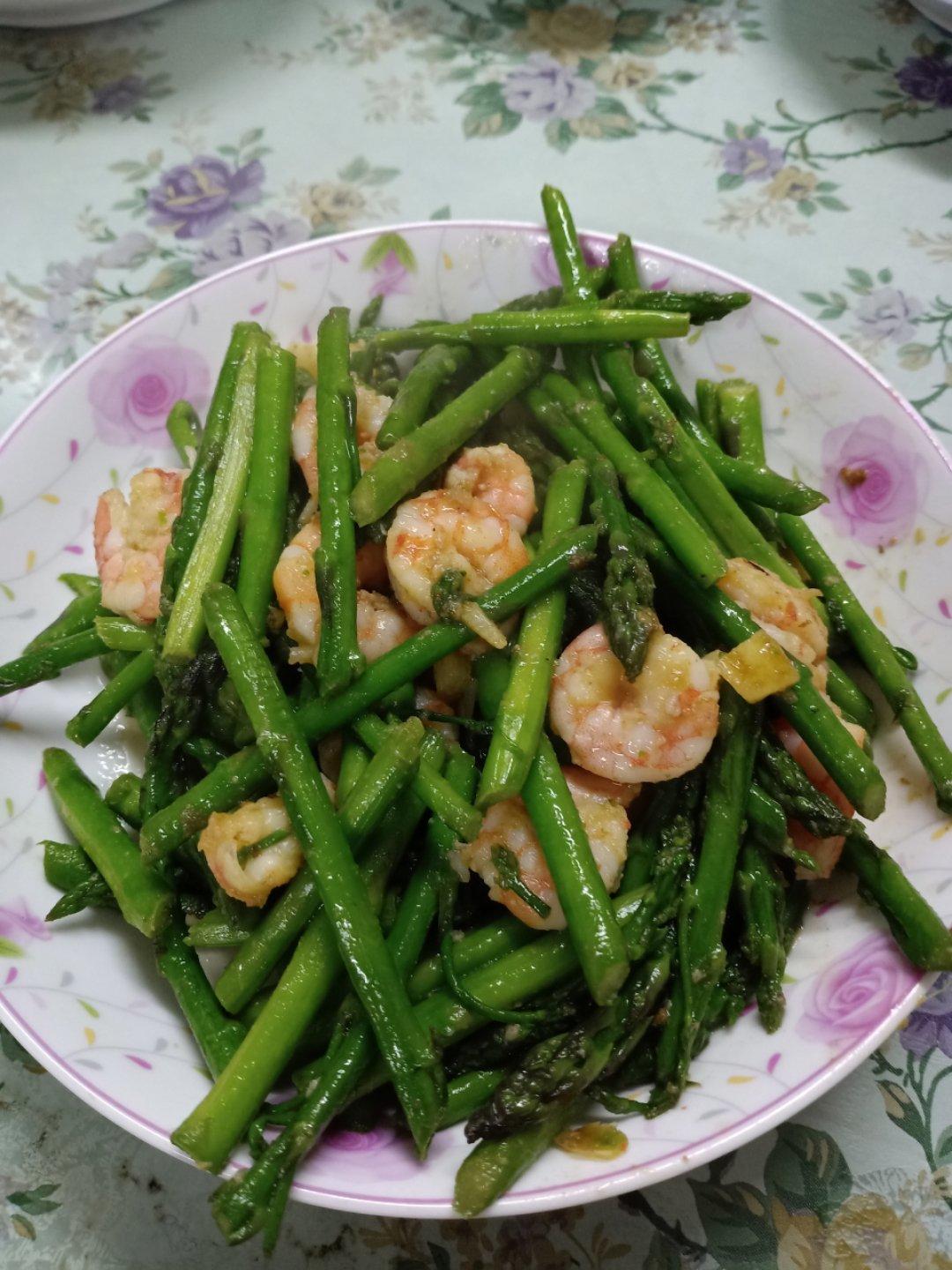 芦笋炒虾仁
