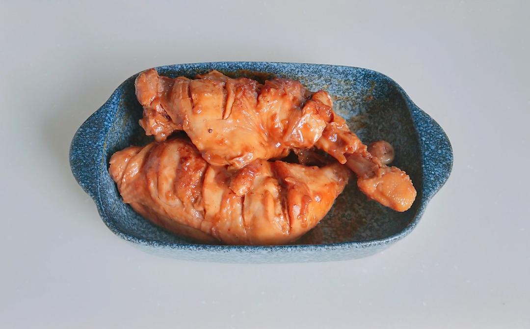 电饭锅酱鸡腿（出自微博：深夜放毒少女）