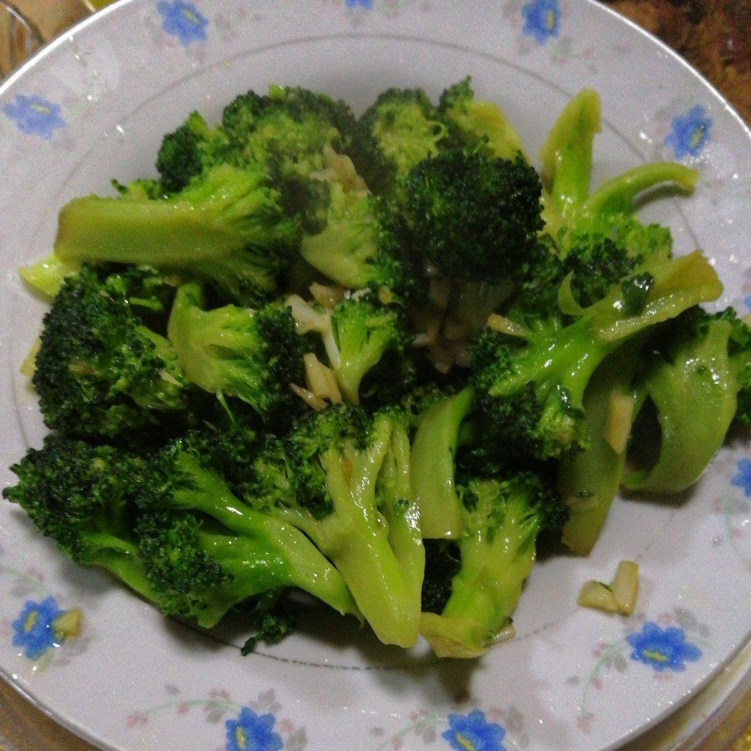 蚝油蒜蓉西兰花