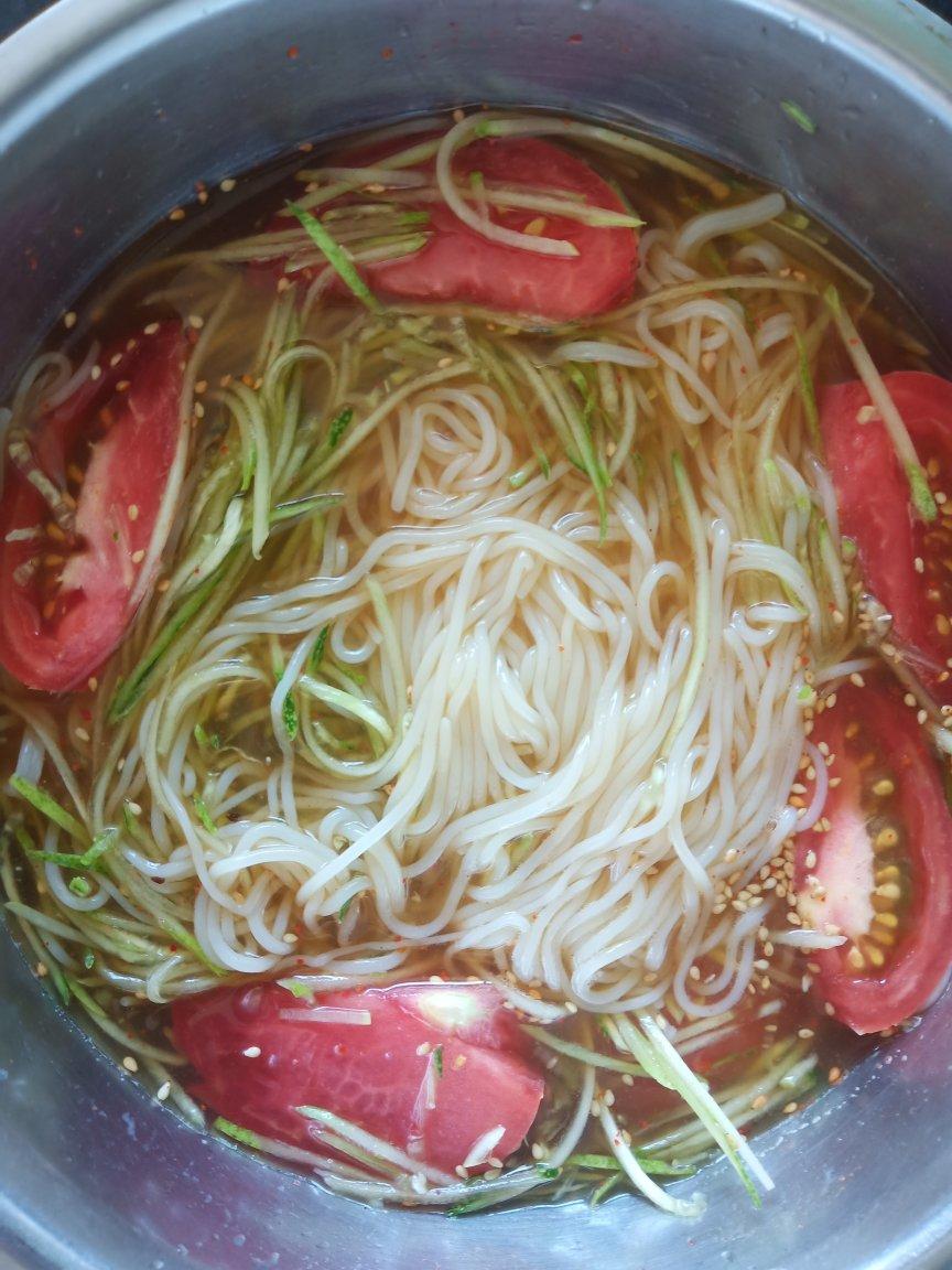 抚顺大冷面（自制水果味儿酸甜口冷面汤）