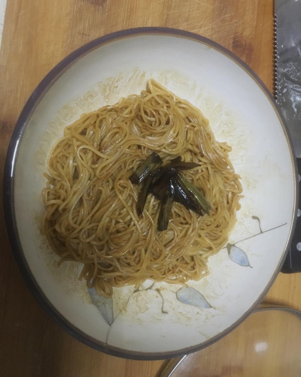 葱油拌面Spring Onion Noodles
