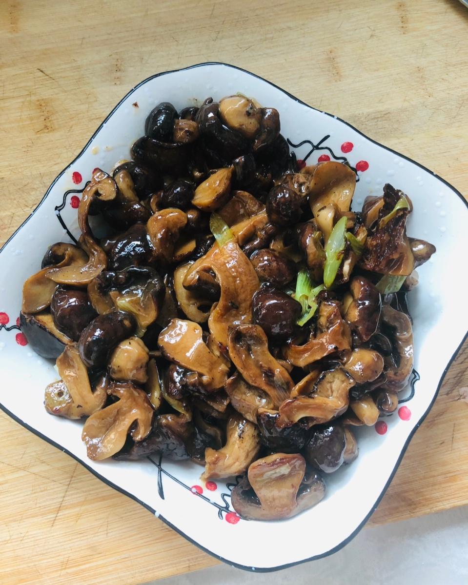 烧蘑菇