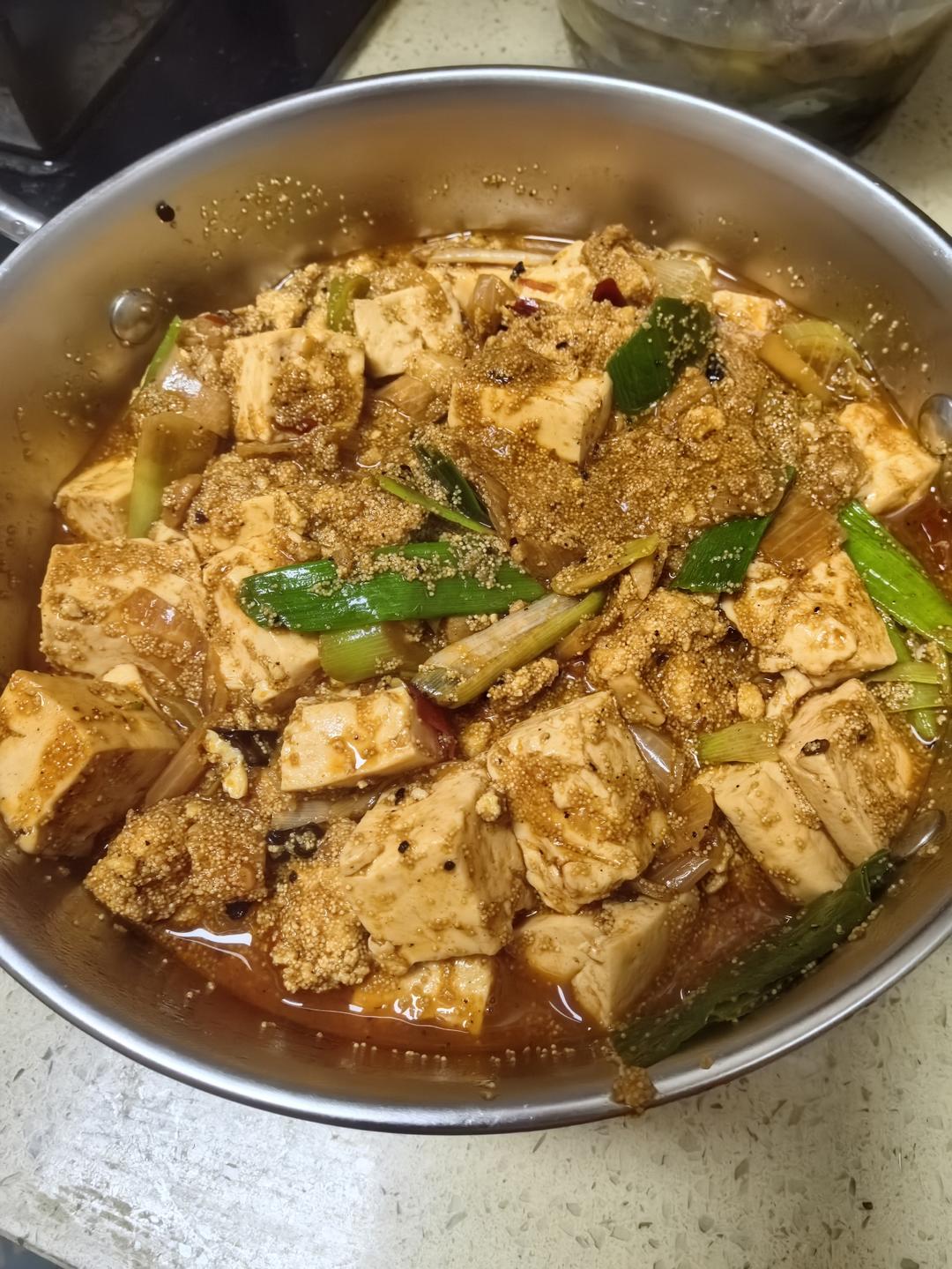 干锅鱼籽烧豆腐