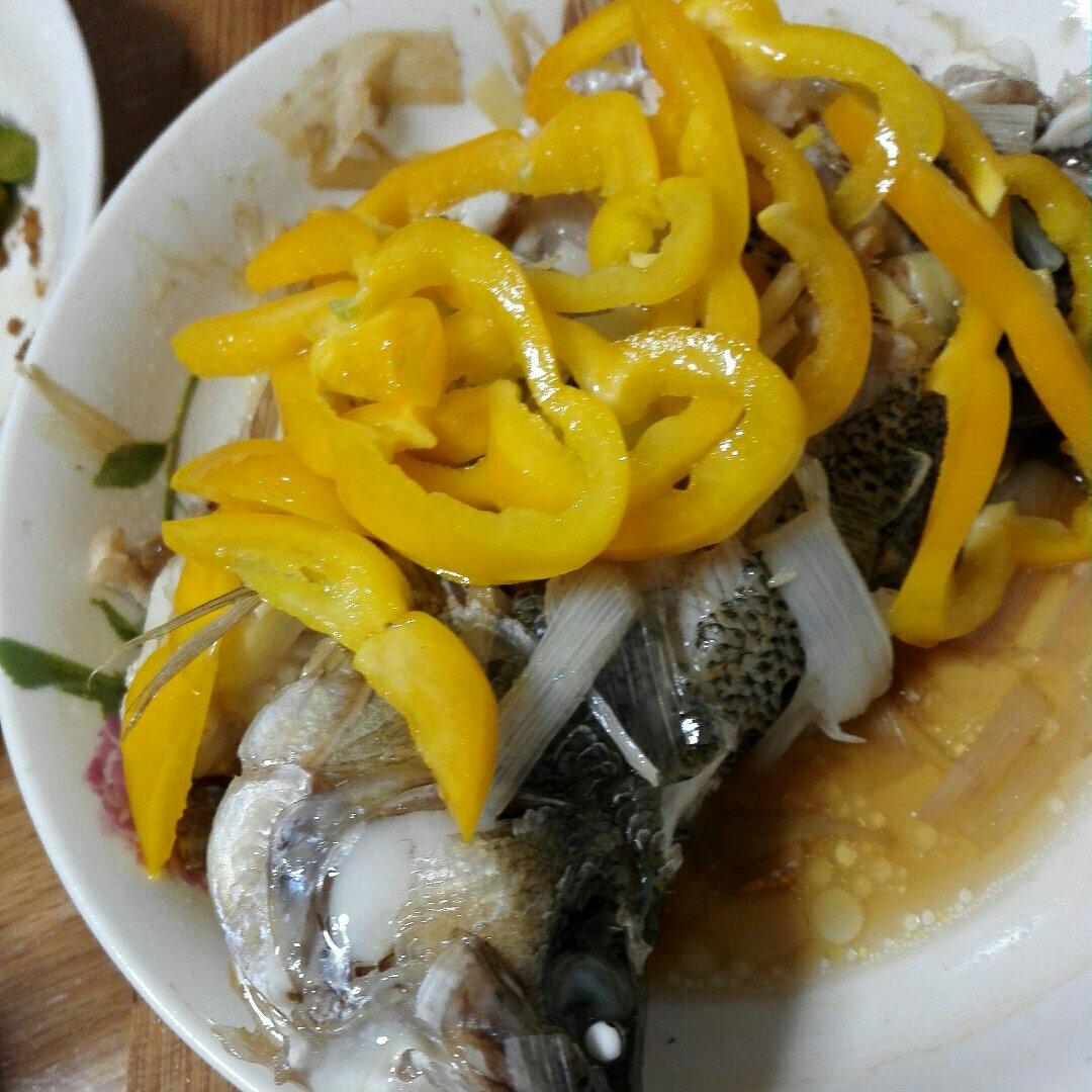 清蒸鲈鱼
