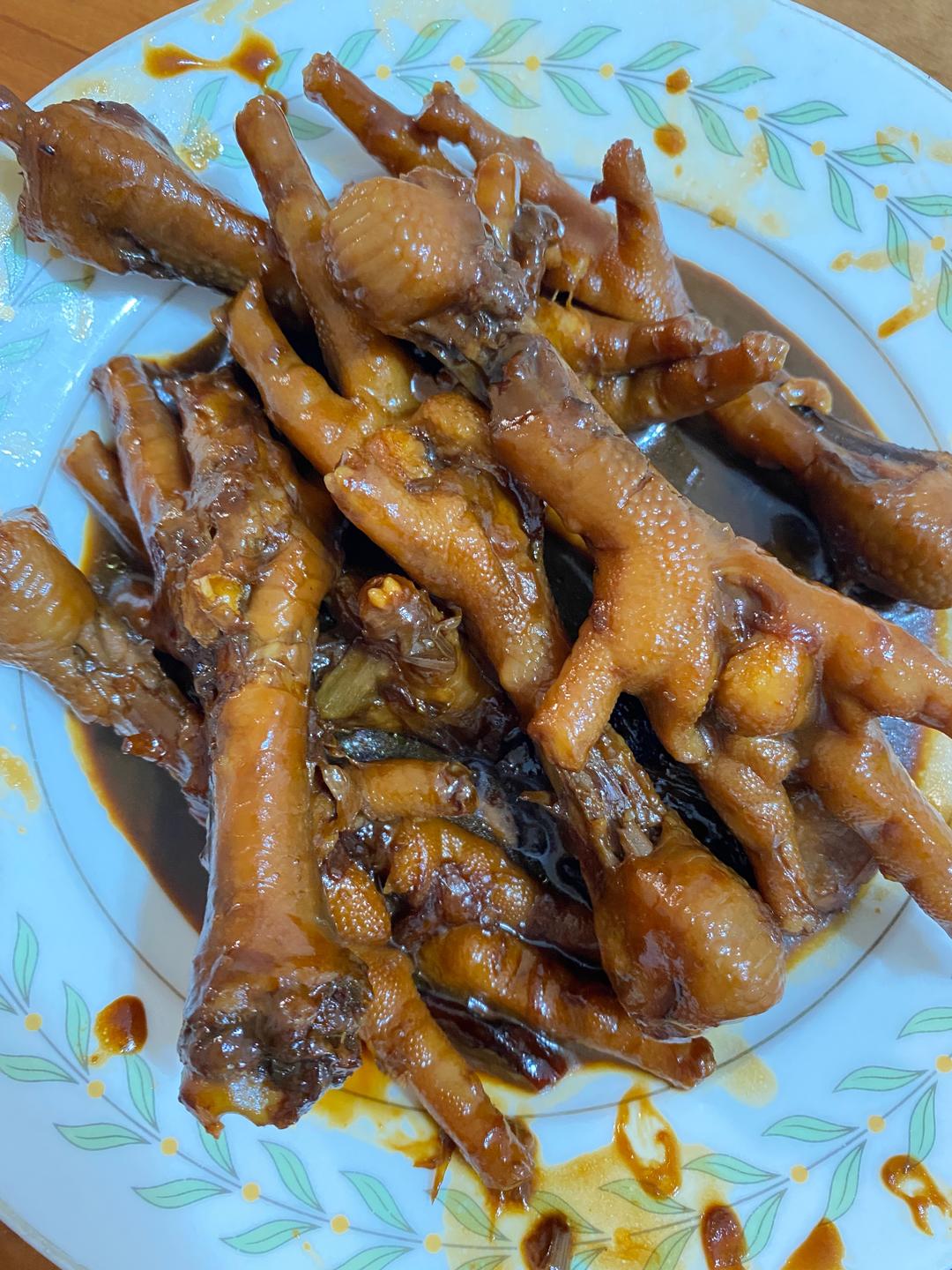 红烧鸡爪