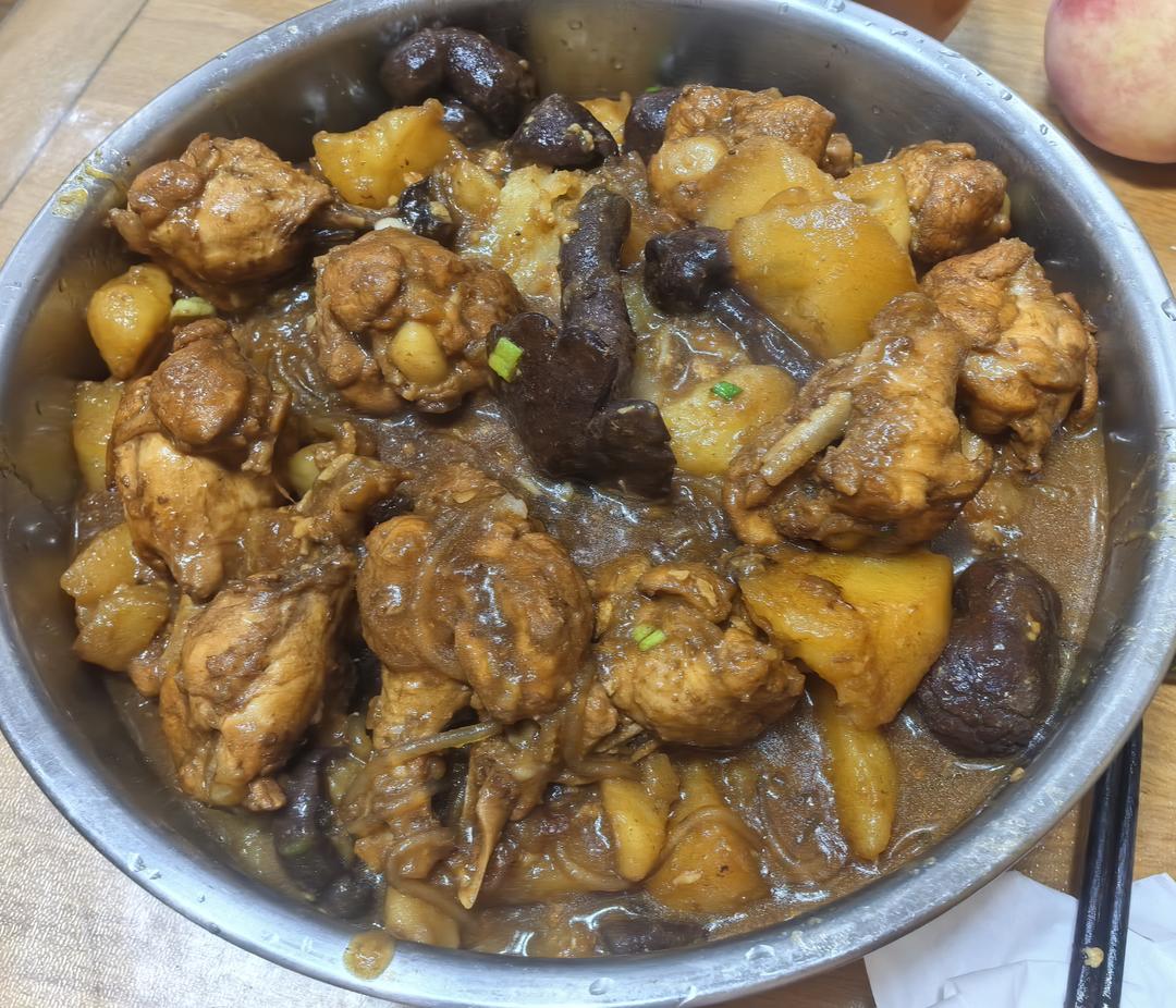 小鸡炖蘑菇