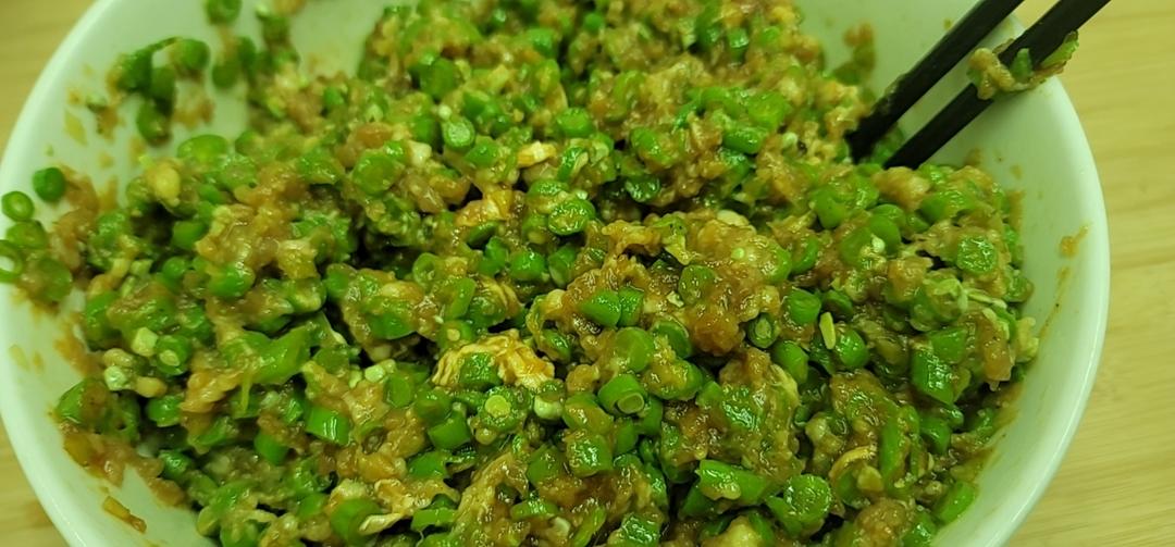 豇豆肉末饺子