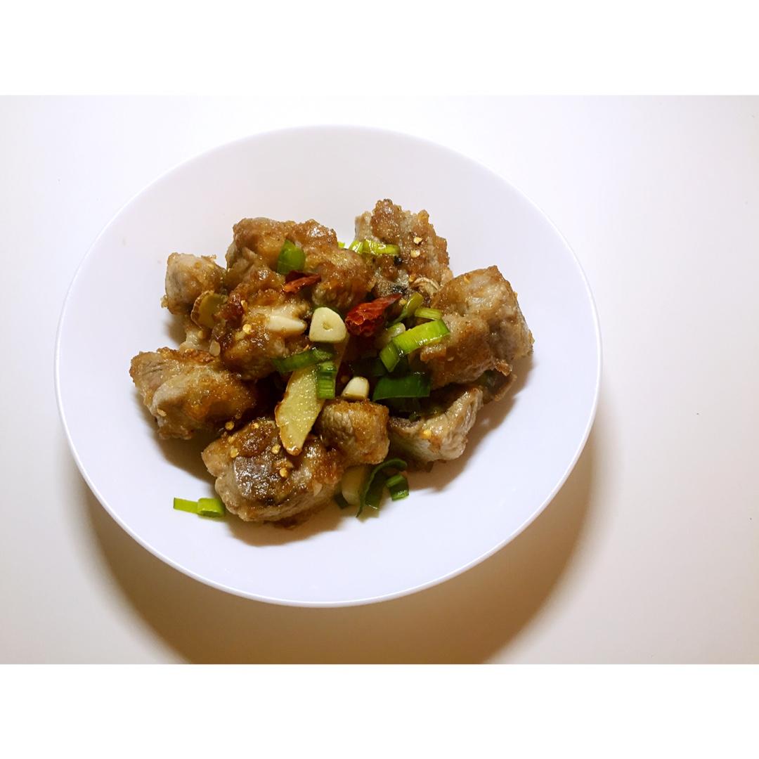 椒盐蒜香骨
