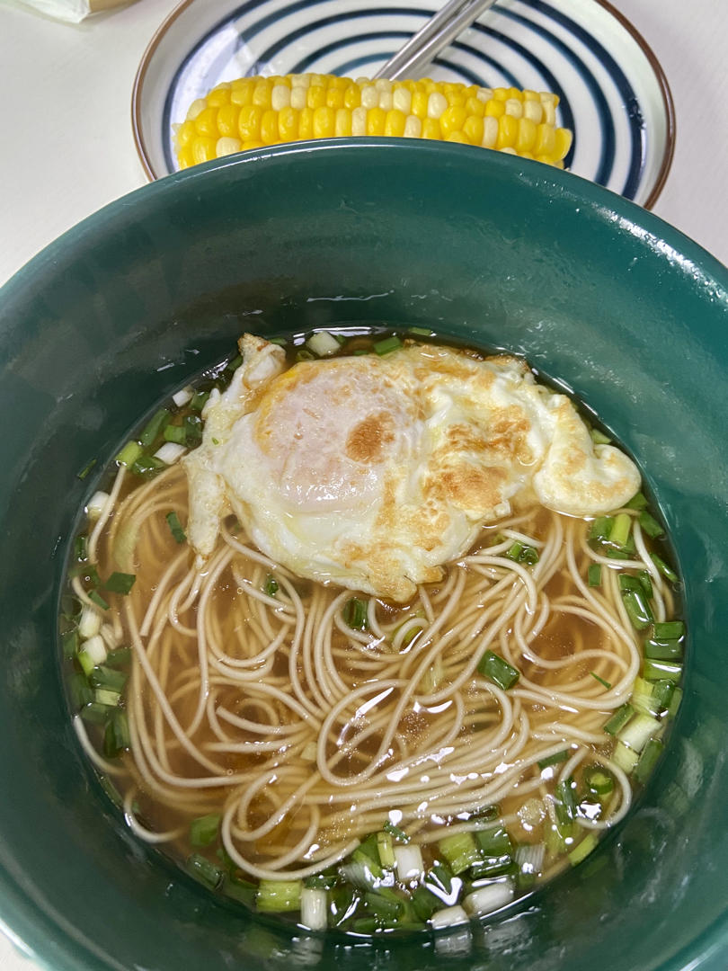 超简单的10分钟做好-热汤面