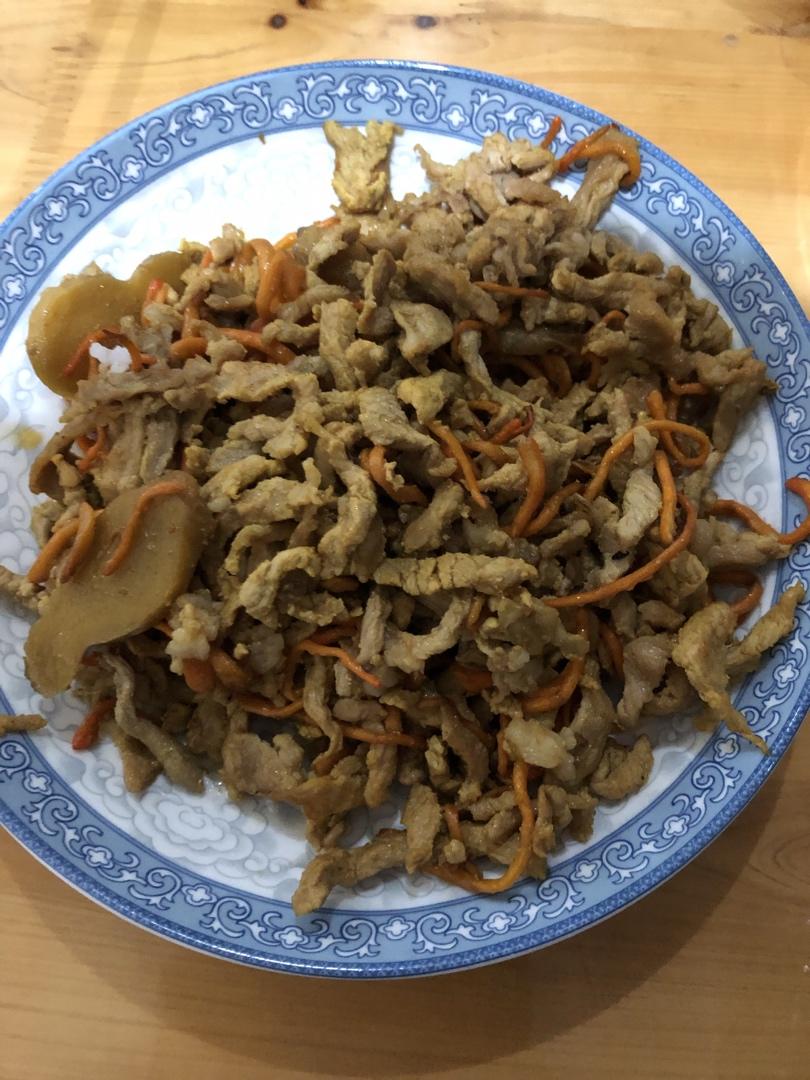 虫草花炒肉丝