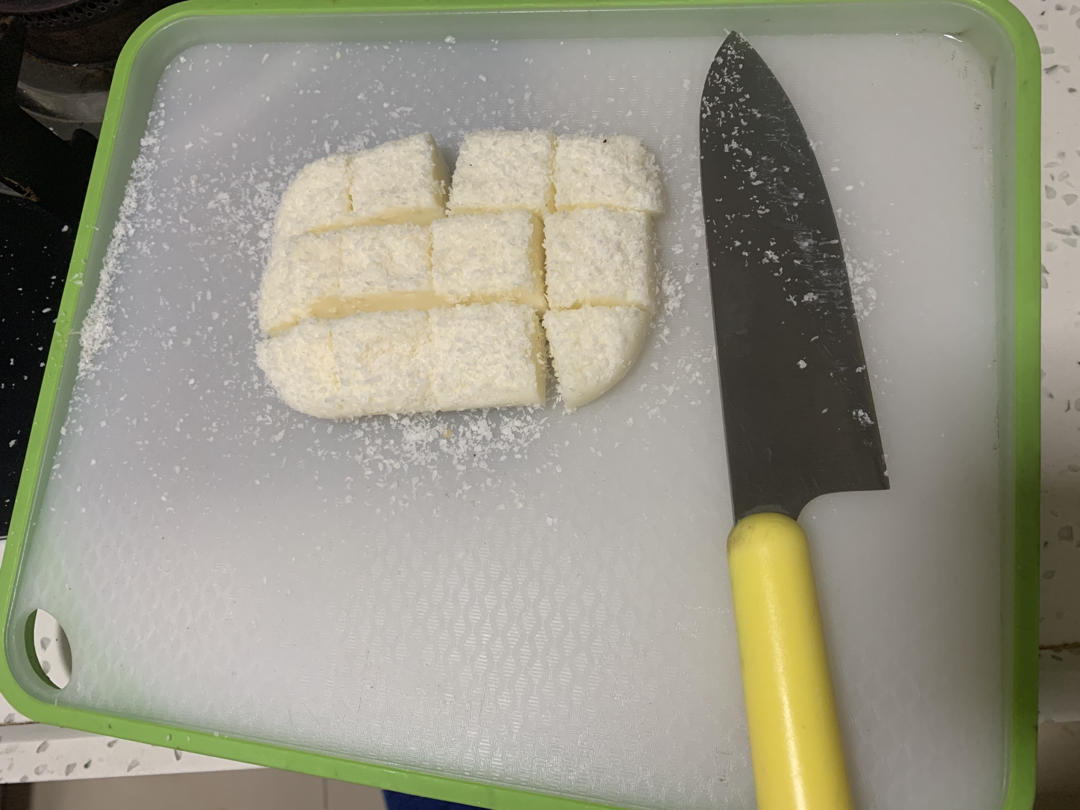 完胜85‘C的牛奶椰蓉小方