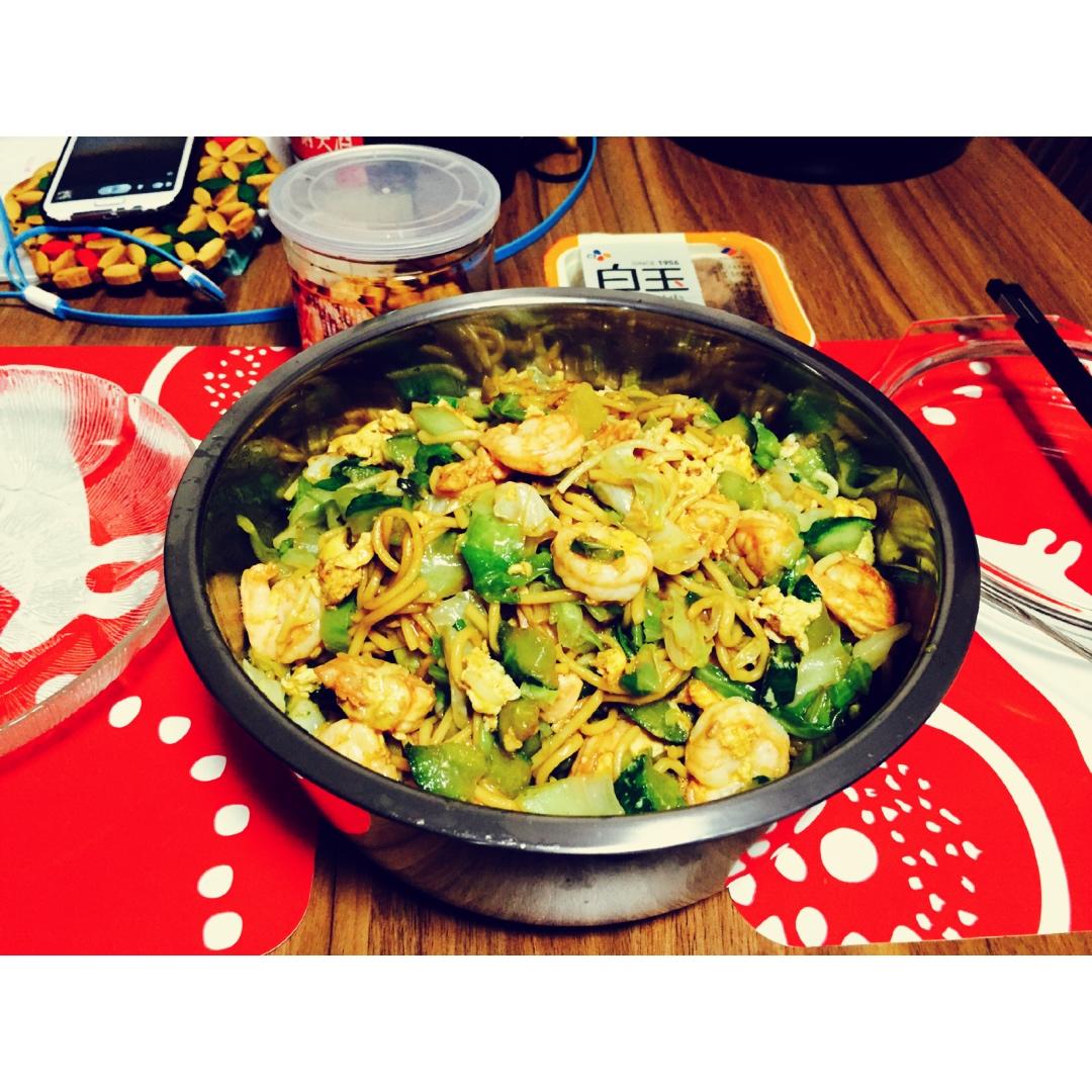 虾仁炒面