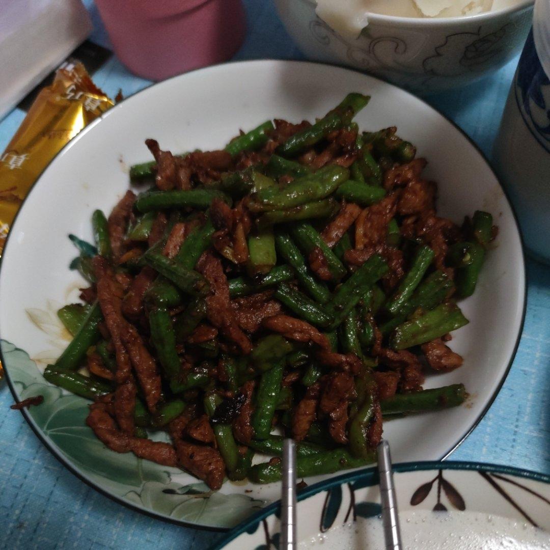 豆角炒肉丝